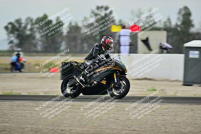 media/Apr-18-2025-TrackDaz (Fri) [[45f5874c44]]/C Group/Session 1 (Turn 7)/